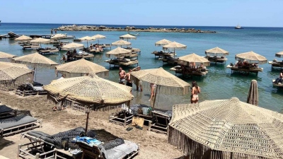 Ρόδος - Αγία Μαρίνα: Αυτόφωρο για τον ιδιοκτήτη του αμαρτωλού beach bar, λουκέτο στην επιχείρηση - Στο νησί κλιμάκιο του ΥΠΟΙΚ