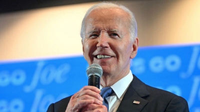Telegraph: Έγινε περίγελος – Οι Δημοκρατικοί θα αντιταχθούν στον Biden μετά τα νέα ολισθήματα του στην Σύνοδο Κορυφής