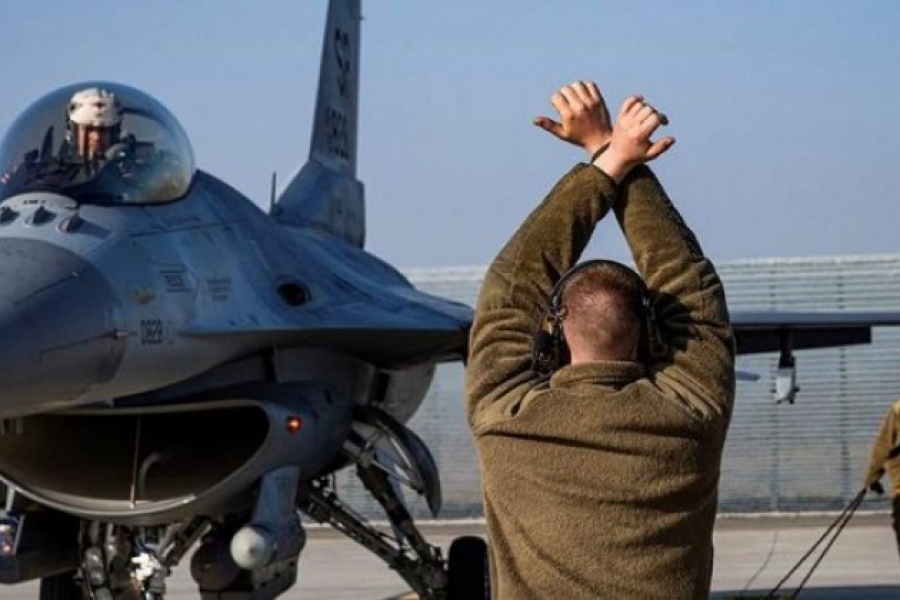 Άλλη μια ομολογία αποτυχίας: Οι ΗΠΑ καθυστερούν εσκεμμένα την εκπαίδευση των Ουκρανών πιλότων στο F-16