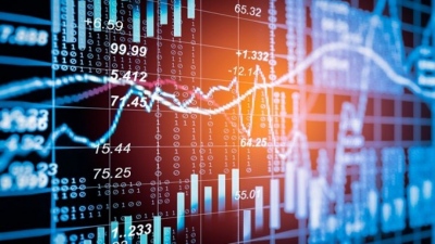 Alpha Finance: Η επαναξιολόγηση «κλειδί» της ανόδου στο χρηματιστήριο και οι 6 προτεινόμενες μετοχές