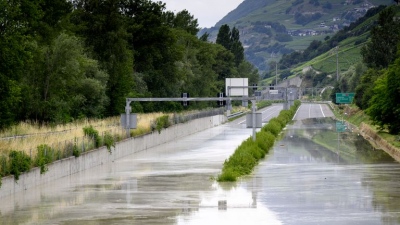 Τέσσερις νεκροί και δύο αγνοούμενοι στην Ελβετία από τις καταρρακτώδεις βροχές