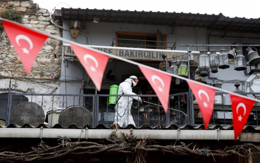 Τουρκία: Στις 98.674 τα κρούσματα του κορωνοϊού, 3.083 νέες μολύνσεις το τελευταίο 24ωρο