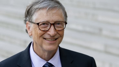 Gates (Microsoft): Οι μεγάλες πετρελαϊκές θα αξίζουν ελάχιστα σε 30 χρόνια – Να στραφούν στις τεχνολογίες ΑΠΕ οι επενδυτές