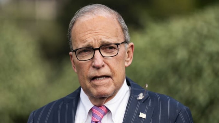 Kudlow (σύμβουλος Trump): Επιταγές 1.200 δολαρίων και moratorium εξώσεων στο νέο πακέτο για τον Covid -19