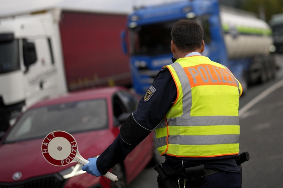 Συνεχίζονται οι εντατικοί έλεγχοι στην συνοριακή γραμμή της Γερμανίας για την καταπολέμηση της παράνομης μετανάστευσης