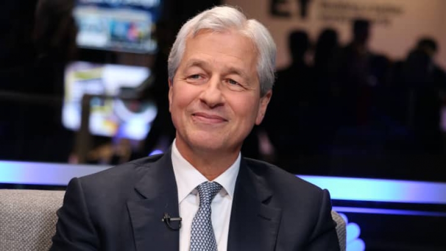 Dimon (JP Morgan Chase): Έχουμε συγκεντρώσει ρευστότητα 500 δισ. δολ. γιατί έχουμε προεξοφλήσει άνοδο των επιτοκίων