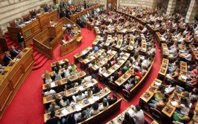 Βουλή: Η τελική πρόταση της ΝΔ για την ψήφο των απόδημων - Αλλαγές ζητά ο ΣΥΡΙΖΑ