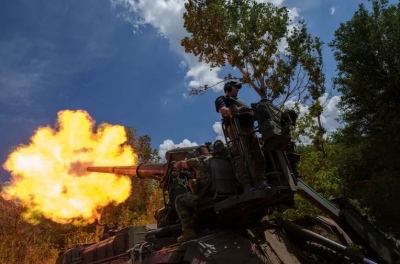 Οι Ουκρανοί εγκαταλείπουν στρατηγικές θέσεις στο Toretsk – Δεκάδες οι απώλειες