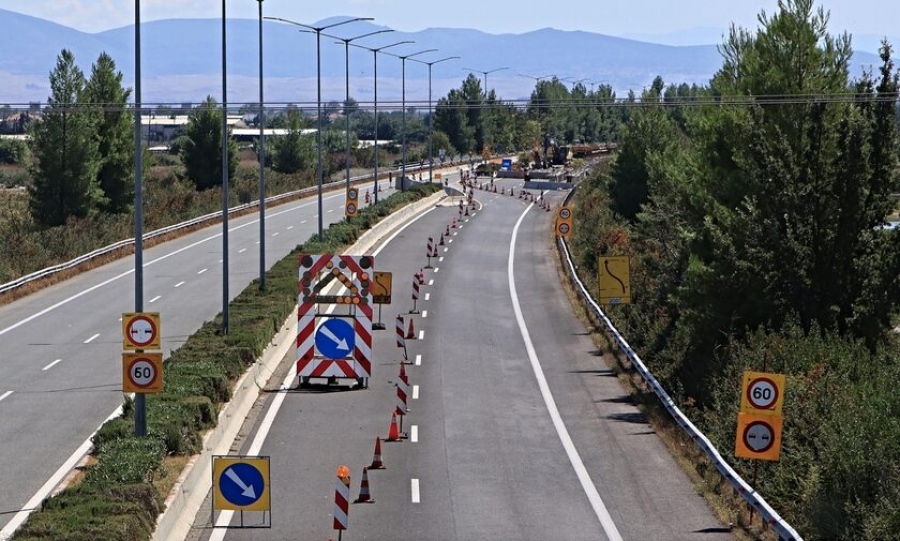 Πυροσβεστική: Πιθανό να ανοίξει και σήμερα 15/9 η εθνική οδός Αθηνών – Θεσσαλονίκης