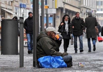 ΕΕ: Εκτεθειμένοι στον κορωνοϊό πάνω από 4 εκατομμύρια άστεγοι