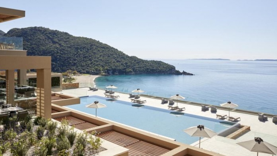 Conde Nast Traveller: Αυτά είναι τα καλύτερα ξενοδοχεία στα ελληνικά νησιά για το 2024