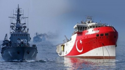 Προς εκτόνωση η ένταση σε Αιγαίο και Αν. Μεσόγειο παρά... τα 30 τουρκικά πολεμικά πλοία και το Oruc Reis - Εμπλοκή Ρωσίας με NAVTEX