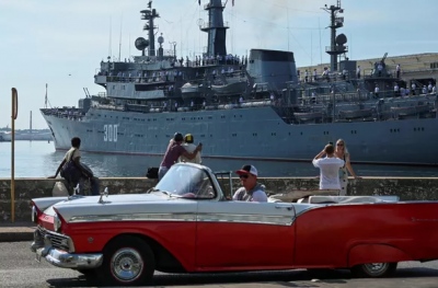 Η Κούβα καλωσόρισε τα πολεμικά πλοία του ρωσικού στόλου – Εκατοντάδες Κουβανοί στις τιμητικές βολές κατά την υποδοχή των πλοίων