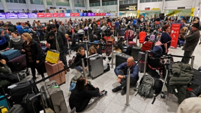 Τι πλήττει τη ζήτηση στα αεροπορικά ταξίδια της Ευρώπης