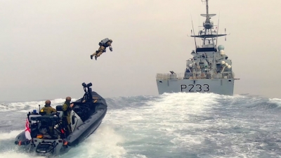 Το βρετανικό πολεμικό ναυτικό σε άσκηση... «Iron Man»