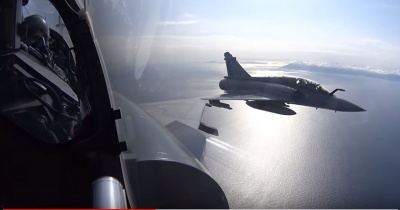 Α/ΓΕΕΘΑ και Α/ΓΕΑ σε πτήση με Mirage 2000-5 στo Ν.Αν. Αιγαίο (video)