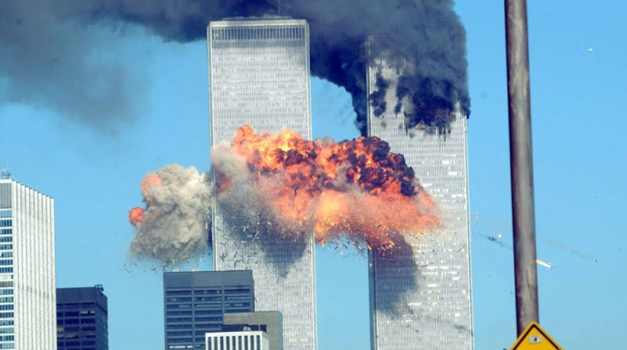 Κόβει την ανάσα το νέο συγκλονιστικό βίντεο από την κατάρρευση των Δίδυμων Πύργων στις ΗΠΑ (11/9/2001)