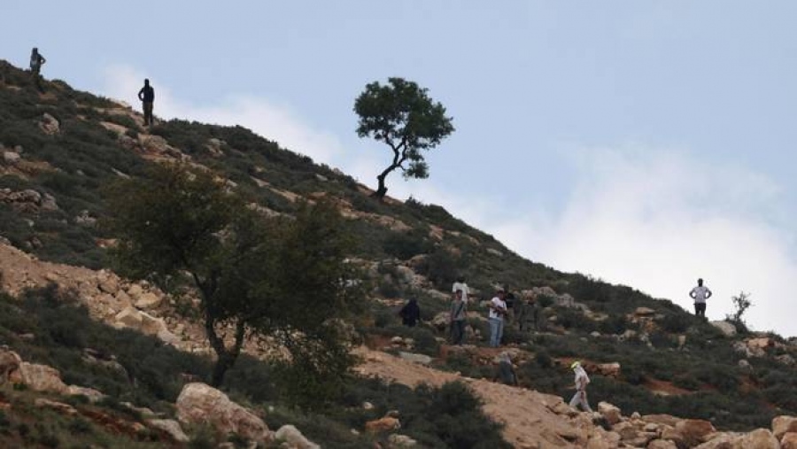 Anadolu: Ισραηλινοί έβαλαν φωτιά σε καλλιέργειες και δέντρα στην κατεχόμενη Δυτική Όχθη – Στάχτη έγιναν τα σιτηρά των Παλαιστινίων