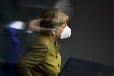 Γερμανία: Σύσταση Merkel προς τις επιχειρήσεις για τη διενέργεια rapid tests τους εργαζομένους