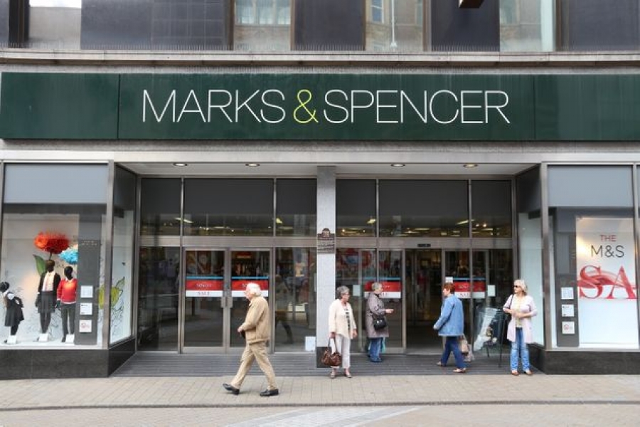 Απόσυρση μαρμελάδας φράουλα από τη Marks & Spencer Greece