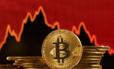 Το bitcoin διέγραψε τα κέρδη από την εκλογή Trump - «Βουτιά» -4,6%, sell off στα κρυπτονομίσματα