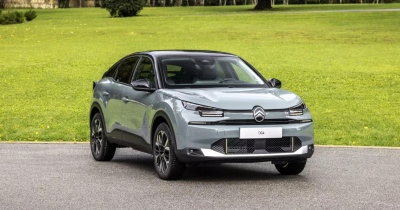 Η Citroen ανανέωσε τα C4 και C4X