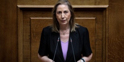 Ξενογιαννακοπούλου (ΣΥΡΙΖΑ): Η κυβέρνηση της ΝΔ θεσμοθετεί την απλήρωτη εργασία