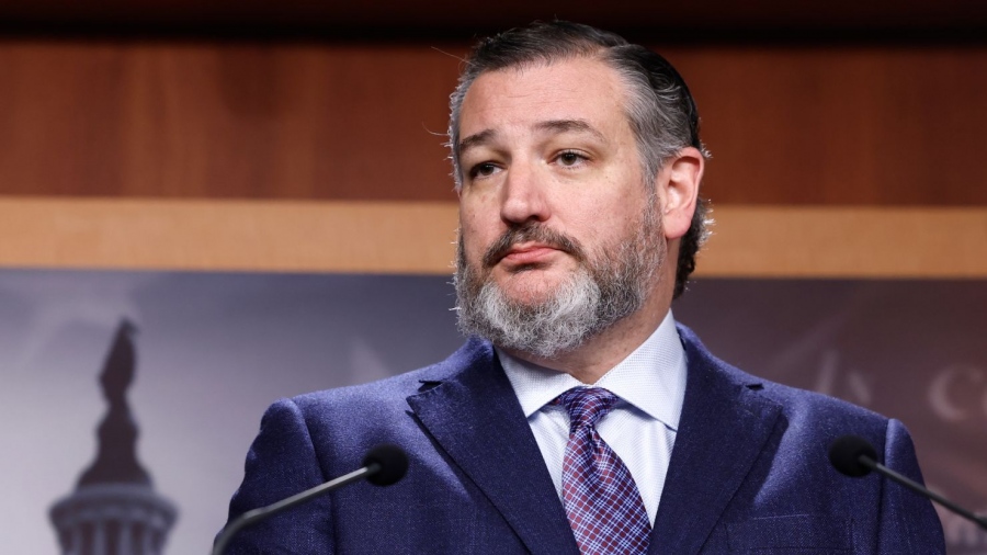 Ted Cruz (Γερουσιαστής): Ντροπή για τη Harris, είναι ακραία αριστερίστρια, εκπρόσωπος εξτρεμιστών που στηρίζουν τη Hamas
