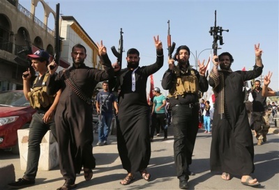 Συρία: Το ISIS κρατά αμάχους στο τελευταίο του προπύργιο στο χωριό Μπαγούζ καθυστερώντας τις μάχες