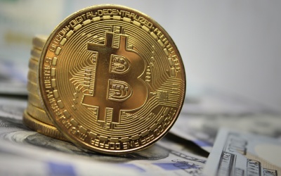 Επανήλθε η «ηρεμία» στα ψηφιακά νομίσματα – Κάτω από 4.000 δολ. το Bitcoin