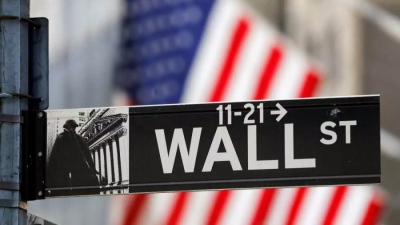 Σε αναζήτηση κατεύθυνση η Wall Street - Στο -0,4% ο Dow Jones