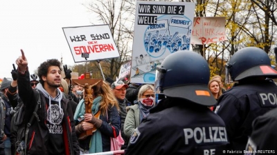 Γερμανία: Νέες διαδηλώσεις κατά του lockdown σε Βερολίνο, Αμβούργο και Δρέσδη