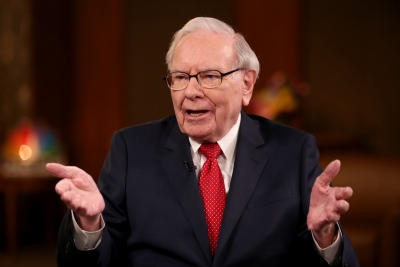 Σπάνια παρέμβαση Buffett - «Πράξη πολέμου» οι δασμοί Trump - ΗΠΑ: «Ανόητες δηλώσεις»