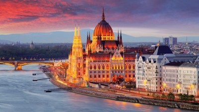 Αυξάνει τους ταξιδιωτικούς περιορισμούς η Ουγγαρία από Σεπτέμβριο