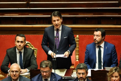 Συμβιβασμό Ιταλίας με ΕΕ με μείωση του ελλείμματος από 2,4% σε 2,1% - Ο Salvini αποτρέπει το ρήγμα με το M5S