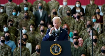 Περιοδεία Biden με μήνυμα στη Ρωσία: Δεν θέλουμε σύγκρουση – Θα απαντήσουμε σκληρά σε επιβλαβείς ενέργειες