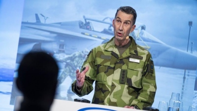 Πολιτική και στρατιωτική ηγεσία προειδοποιούν για πιθανό πόλεμο στη Σουηδία