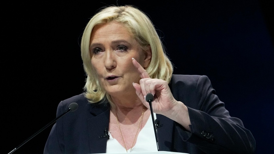 Ξέσπασμα Le Pen για τη δίωξή της: Ζητούν τον πολιτικό μου θάνατο με άμεση εκτέλεση