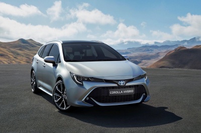 Έτοιμη η νέα Toyota Corolla Touring Sports