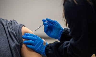 ΗΠΑ: Θετικοί στον κορωνοϊό βρέθηκαν 4.000 πλήρως εμβολιασμένοι στη Μασαχουσέτη - Σε απόγνωση οι αρχές