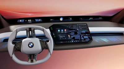 Το Panoramic iDrive της BMW θέτει νέα δεδομένα