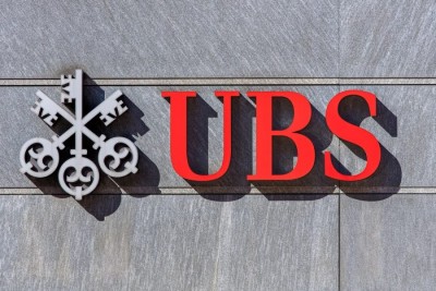 UBS: Τις αμερικανικές εκλογές αναμένουν οι εύποροι επενδυτές για να προσαρμόσουν το χαρτοφυλάκιό τους