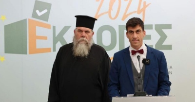 Το πολιτικό φαινόμενο, Φειδίας Παναγιώτου που άφησε άφωνη την Κύπρο - 24 ετών, γιος ιερέα, δεν έχει σπουδάσει - Εκατ. views