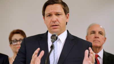 Ron DeSantis (κυβερνήτης Φλόριντα): Αποφάσισε lockdown για την πολιτεία των ΗΠΑ