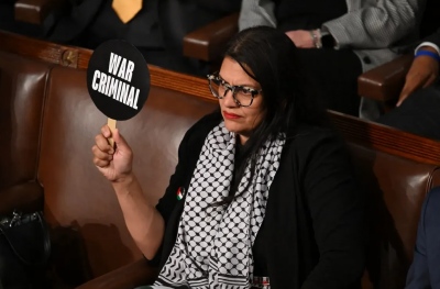 Rashida Tlaib (βουλευτής ΗΠΑ): Ο μανιακός γενοκτόνος Netanyahu θέλει περιφερειακό πόλεμο και κλιμάκωση με αμερικανικά δολάρια