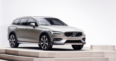 Cross Country έκδοση για το Volvo V60