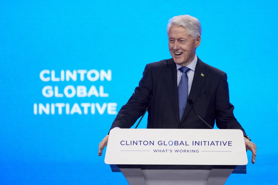 ΗΠΑ: Εξιτήριο από το νοσοκομείο για τον Bill Clinton