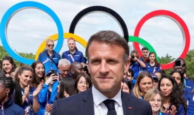 Ελπίδες και φόβοι ενός έθνους - Οι Γάλλοι κρατούν την ανάσα τους για την έναρξη των Ολυμπιακών αγώνων με υπουργούς... ζόμπι