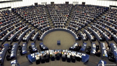 Η υπόθεση του Λεωνίδα Αντωνακόπουλου και το βαριά άρρωστο Ευρωκοινοβούλιο που παίζει με τα χρήματα των ευρωπαίων φορολογούμενων