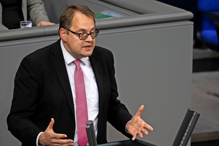 Pellmann (Γερμανός βουλευτής): Είναι ώρα να σωπάσουν τα όπλα στην Ουκρανία – Όχι άλλος εξοπλισμός στο Κίεβο